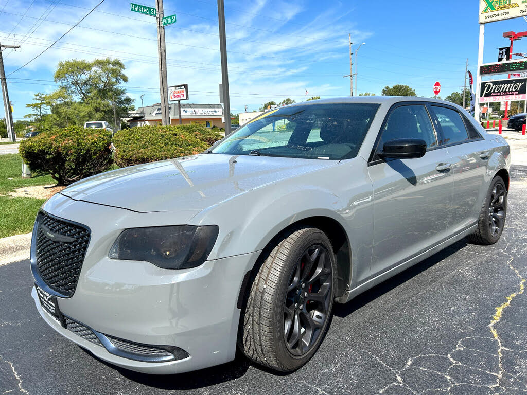 2019 Chrysler 300 Touring RWD