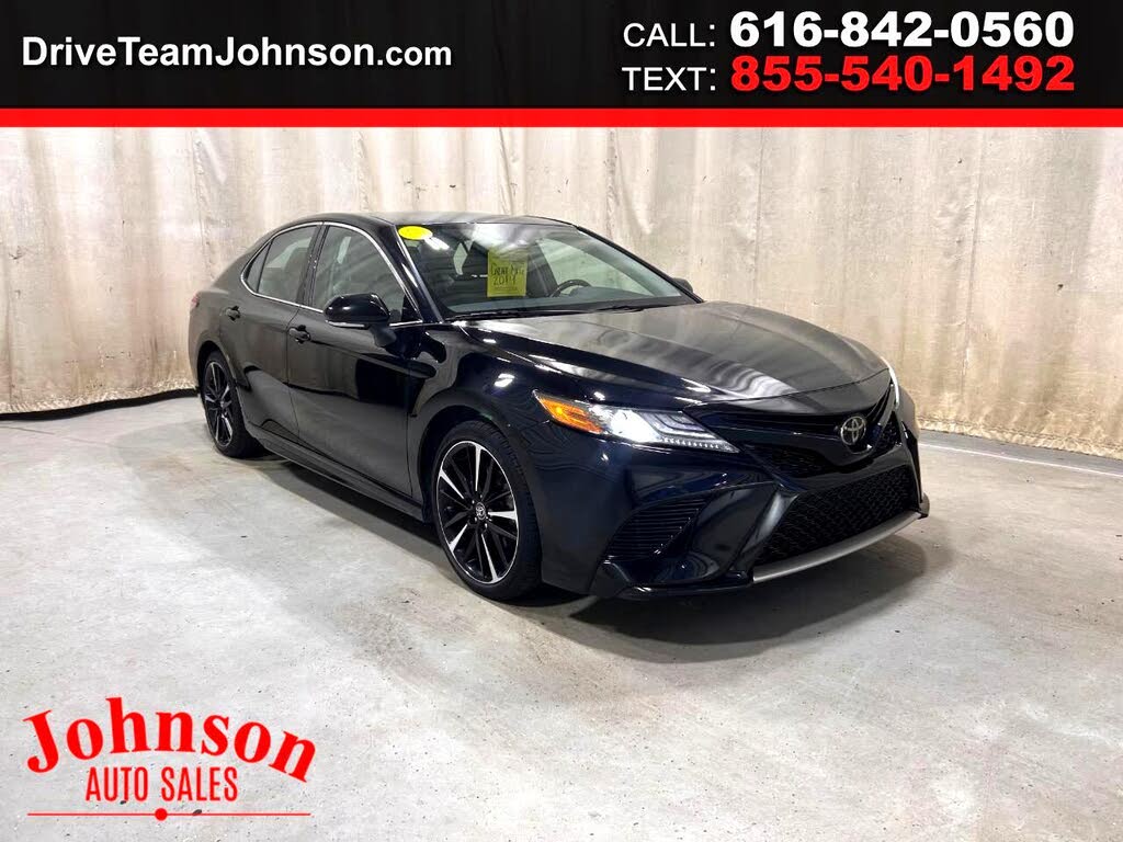 2019 Toyota Camry XSE FWD