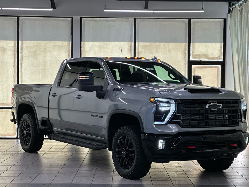 2025 Chevrolet Silverado 2500HD LTZ Crew Cab 4WD