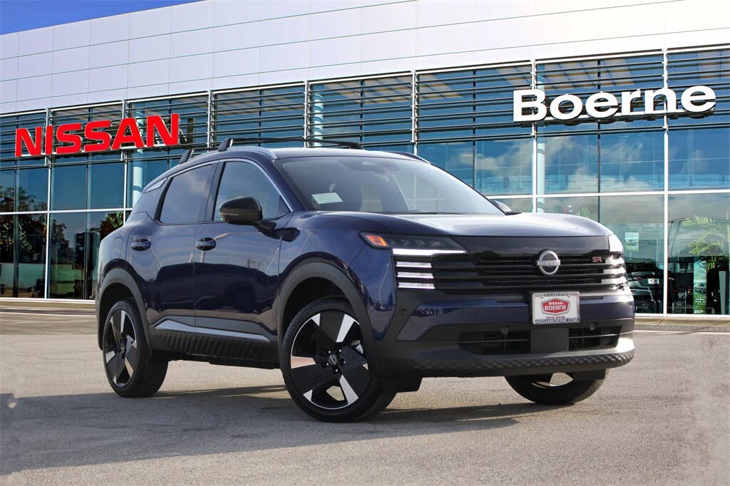 2026 Nissan Kicks SR FWD