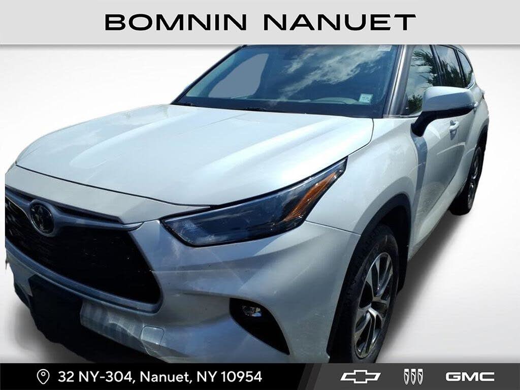 2022 Toyota Highlander XLE AWD