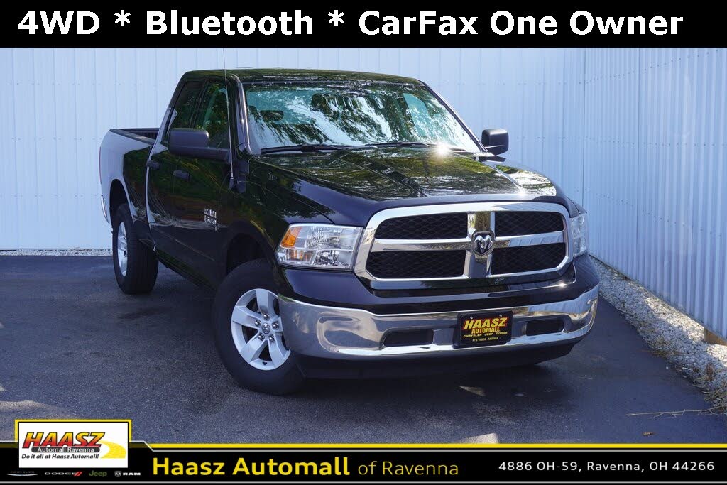 2024 RAM 1500 Classic SLT Quad Cab 4WD