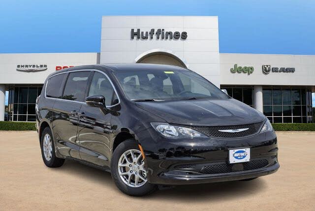2026 Chrysler Voyager LX FWD