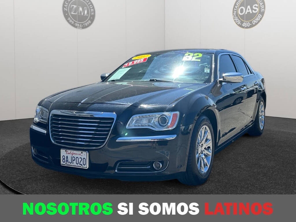 2012 Chrysler 300 Limited RWD