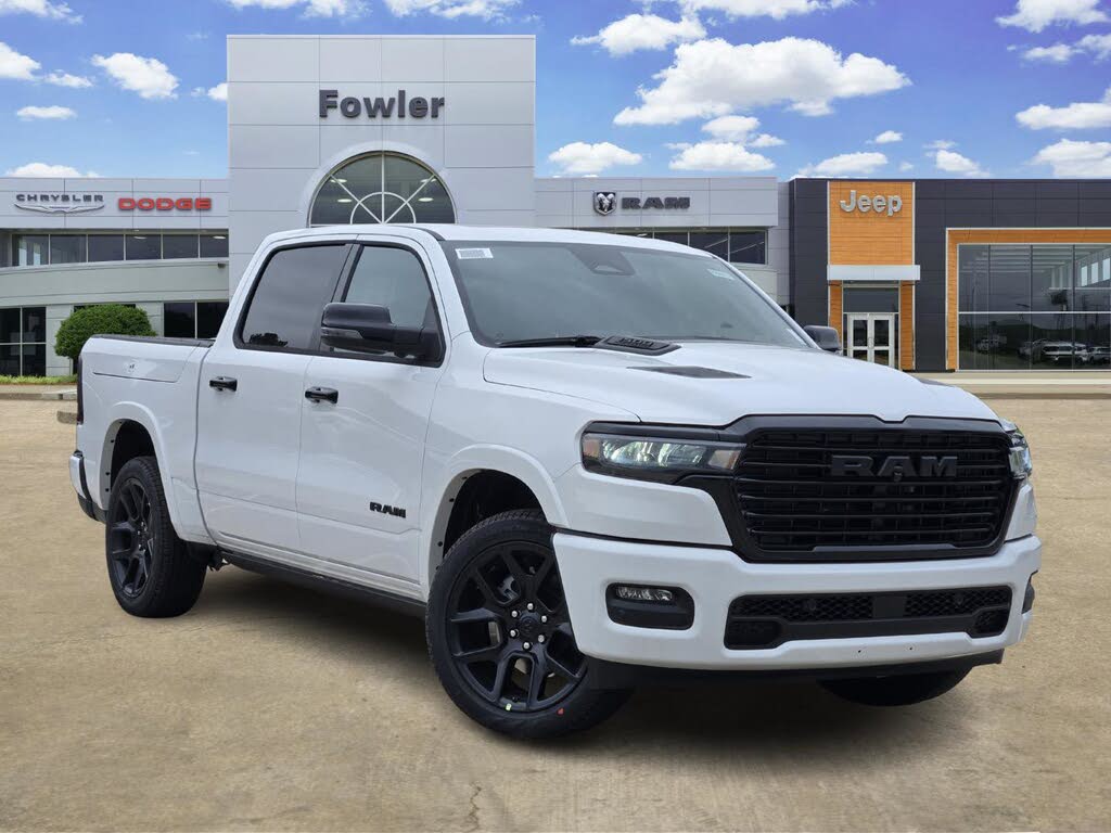 2026 RAM 1500 Laramie Crew Cab 4WD