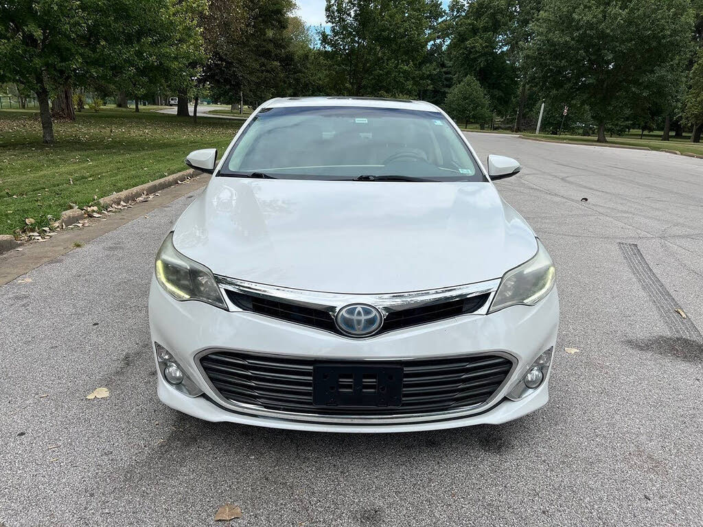 2013 Toyota Avalon Hybrid XLE Premium FWD
