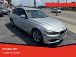 BMW 3 Series 320i Sedan RWD
