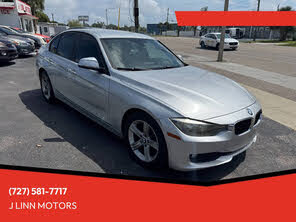 BMW 3 Series 320i Sedan RWD