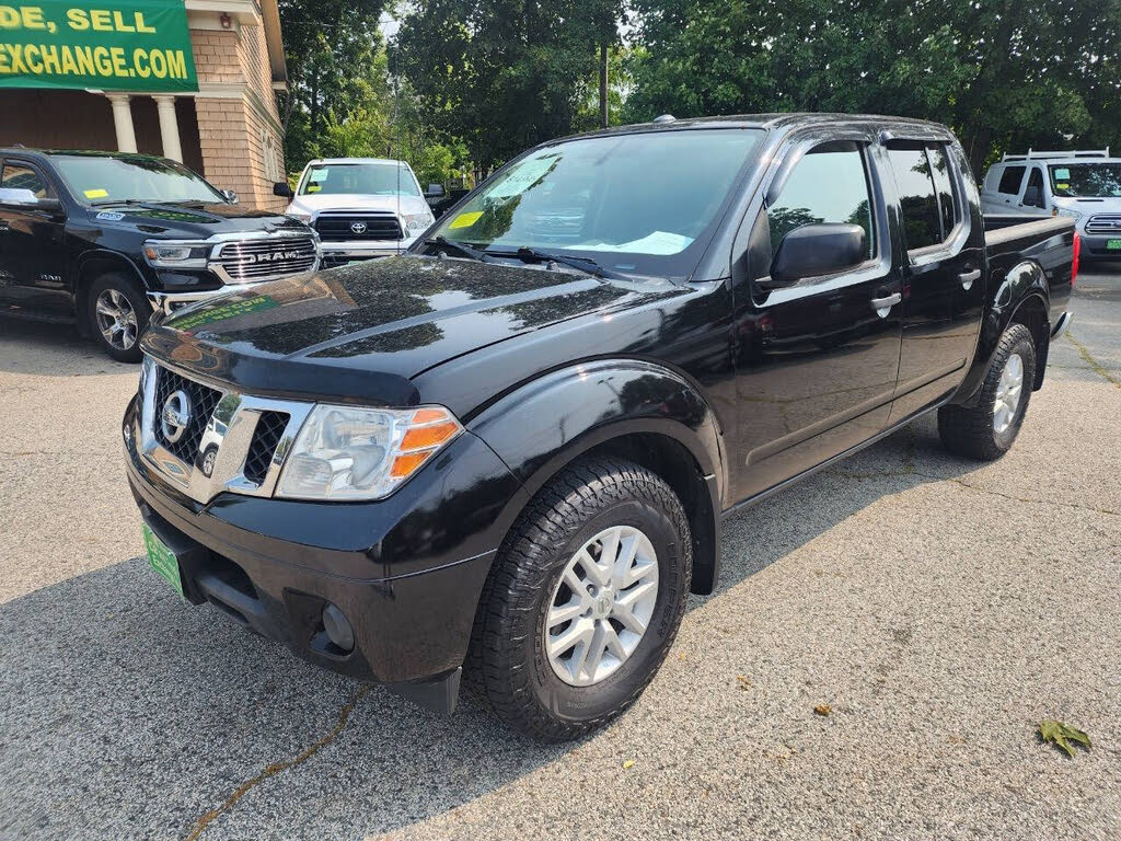 2018 Nissan Frontier SV V6 Crew Cab 4WD
