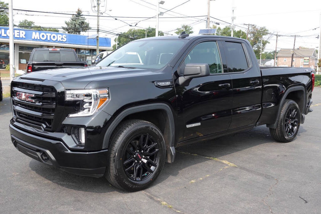 2022 GMC Sierra 1500 Limited Elevation Double Cab 4WD