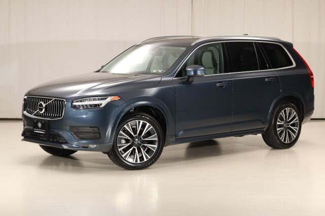 2022 Volvo XC90 T5 Momentum FWD