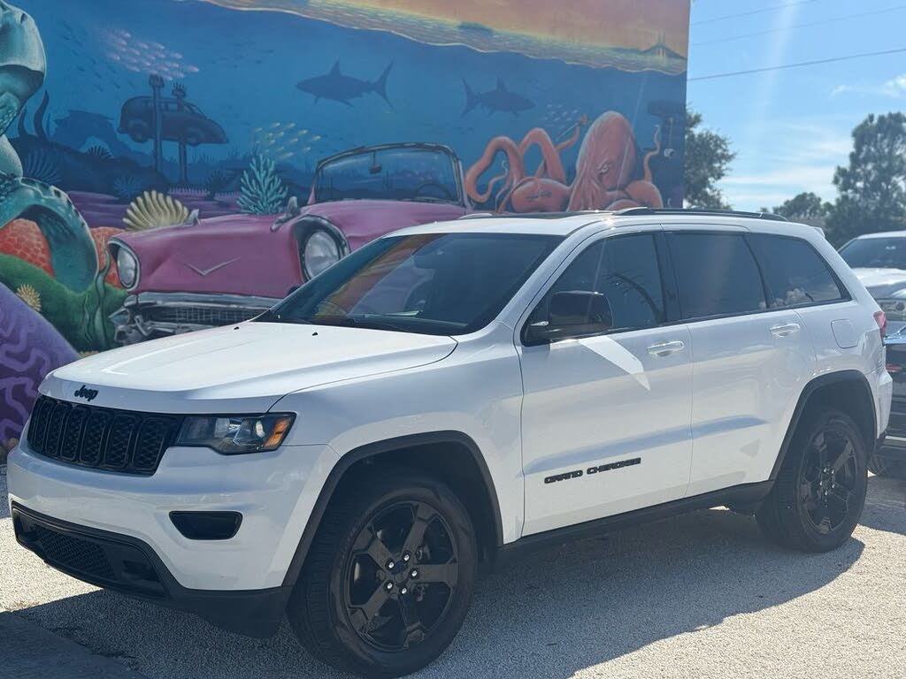 2019 Jeep Grand Cherokee Laredo 4WD