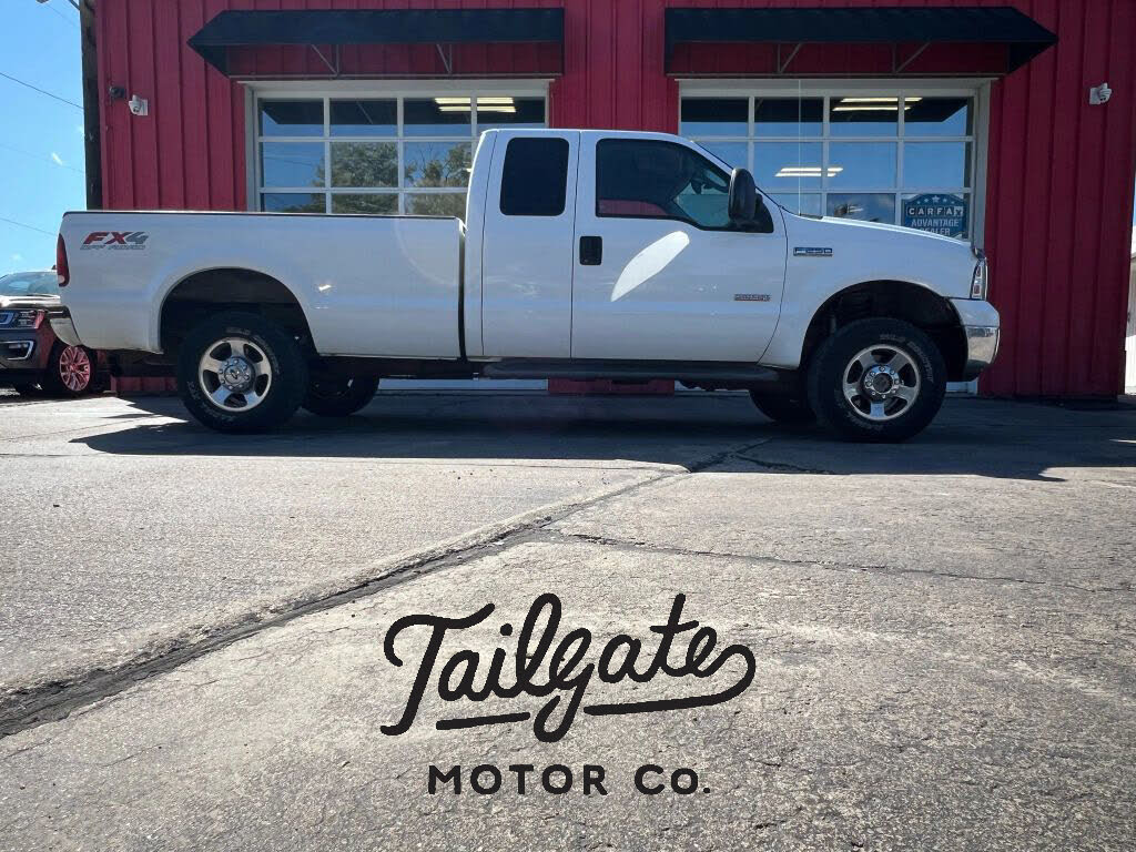 2005 Ford F-250 Super Duty XLT Extended Cab 4WD