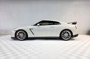 Nissan GT-R Premium