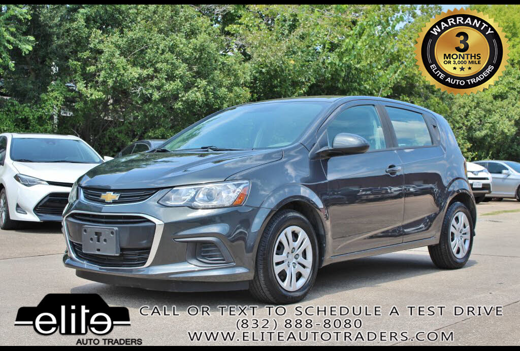 2020 Chevrolet Sonic LT Fleet Hatchback FWD