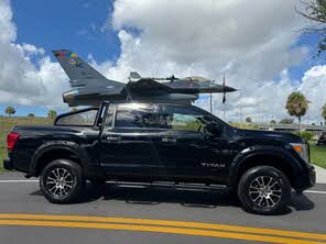 Nissan Titan SV Crew Cab 4WD