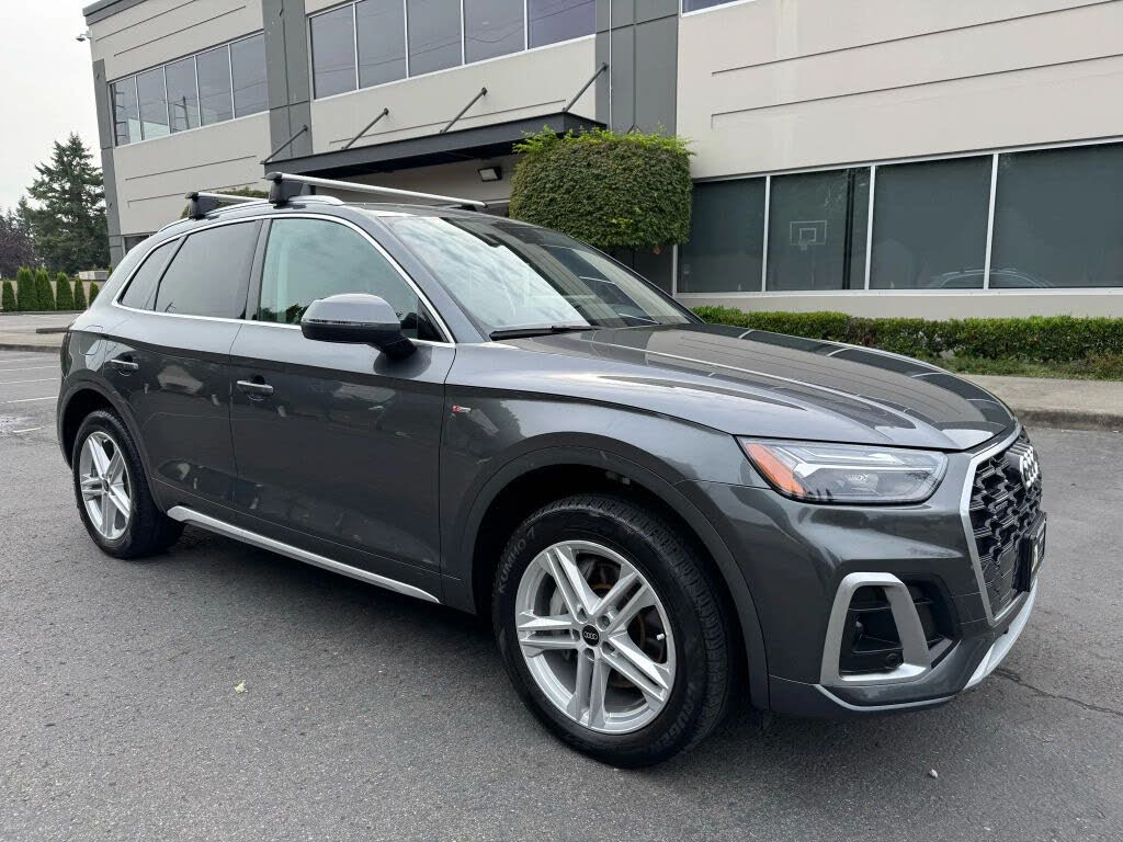 2022 Audi Q5 Hybrid Plug-in e quattro Premium S Line 55 TFSI AWD