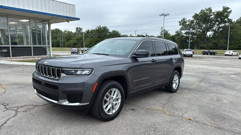 2024 Jeep Grand Cherokee L Laredo RWD
