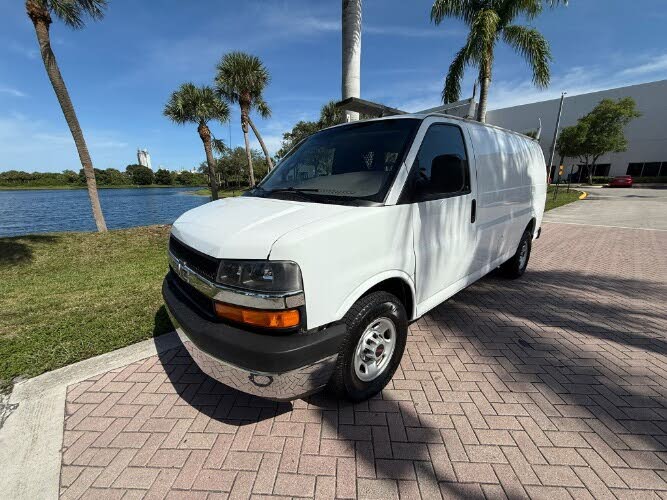 2020 GMC Savana Cargo 2500 RWD
