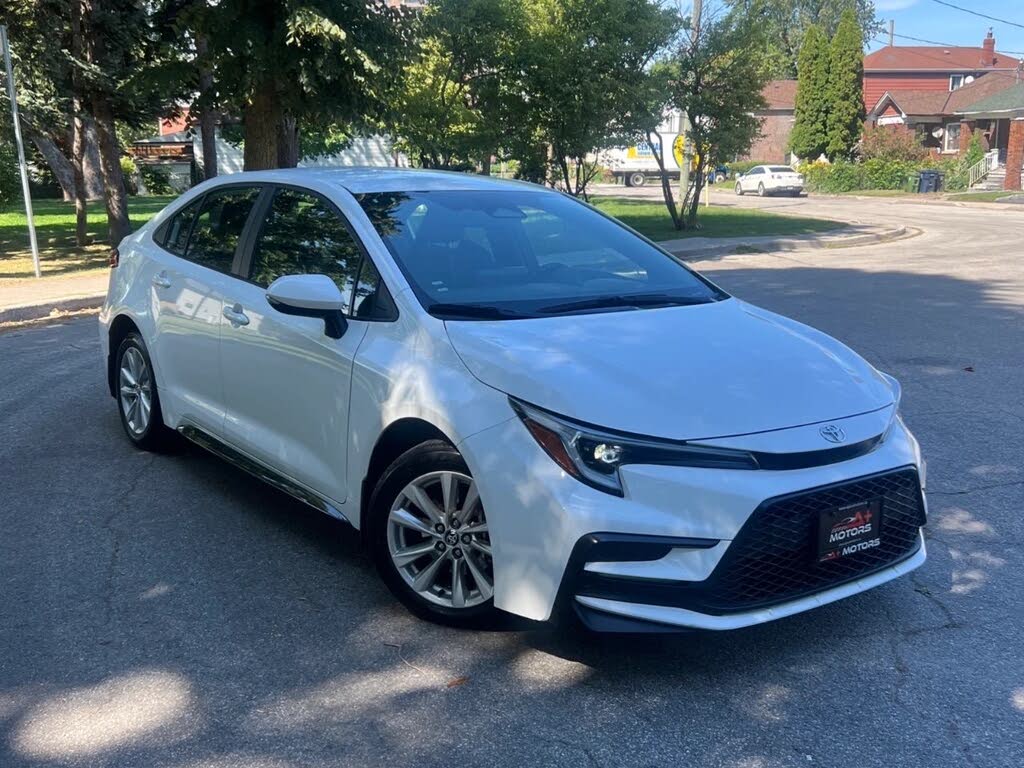 2023 Toyota Corolla SE FWD
