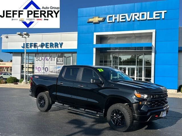 2023 Chevrolet Silverado 1500 Custom Trail Boss Crew Cab 4WD