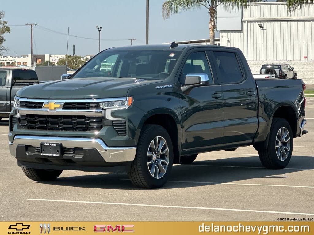2026 Chevrolet Silverado 1500 LT Crew Cab RWD