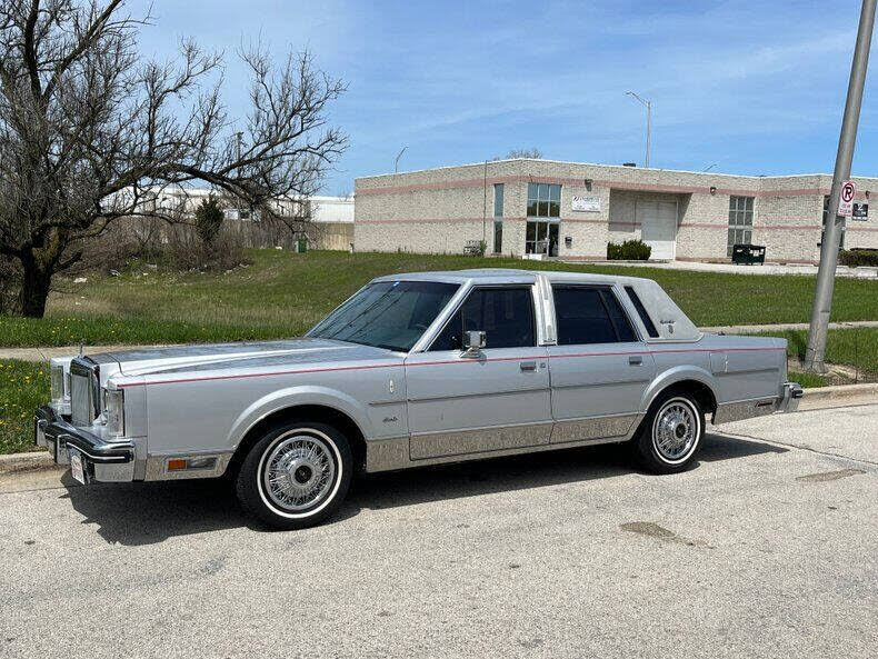 1984 Lincoln Town Car