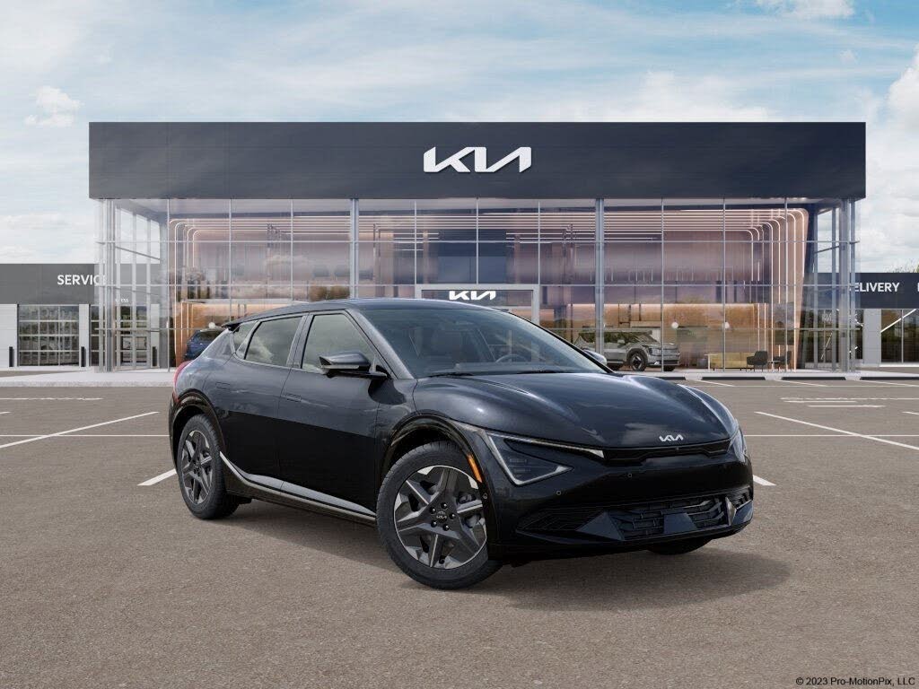 2025 Kia EV6 Light Long Range RWD