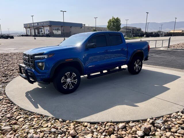 2024 GMC Canyon AT4 Crew Cab 4WD