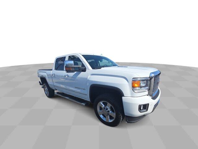 2016 GMC Sierra 2500HD Denali Crew Cab SB 4WD