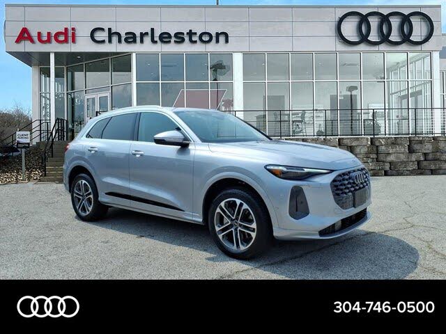 2025 Audi Q5 quattro Premium Plus 40 TFSI