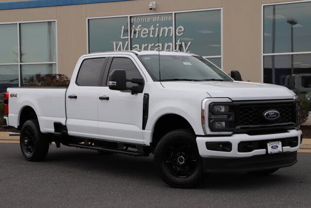 2026 Ford F-350 Super Duty XL Crew Cab 4WD
