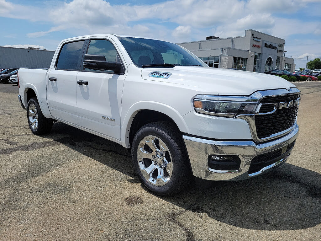 2025 RAM 1500 Big Horn Crew Cab 4WD