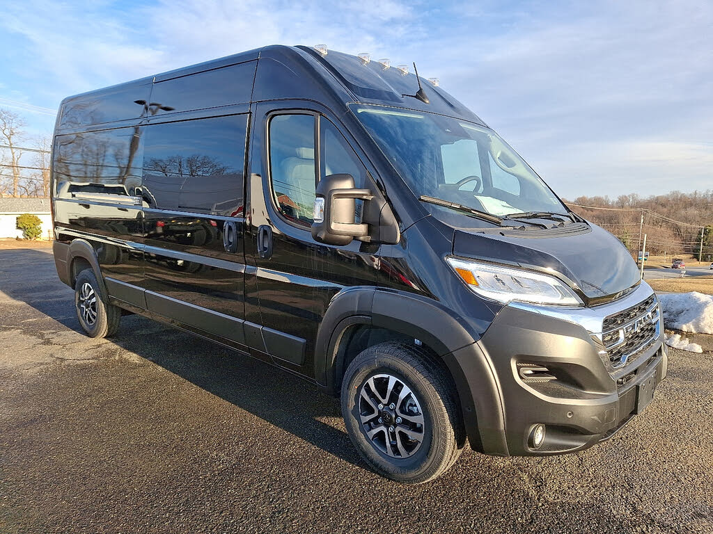 2025 RAM ProMaster 2500 SLT+ 159 High Roof Cargo Van FWD