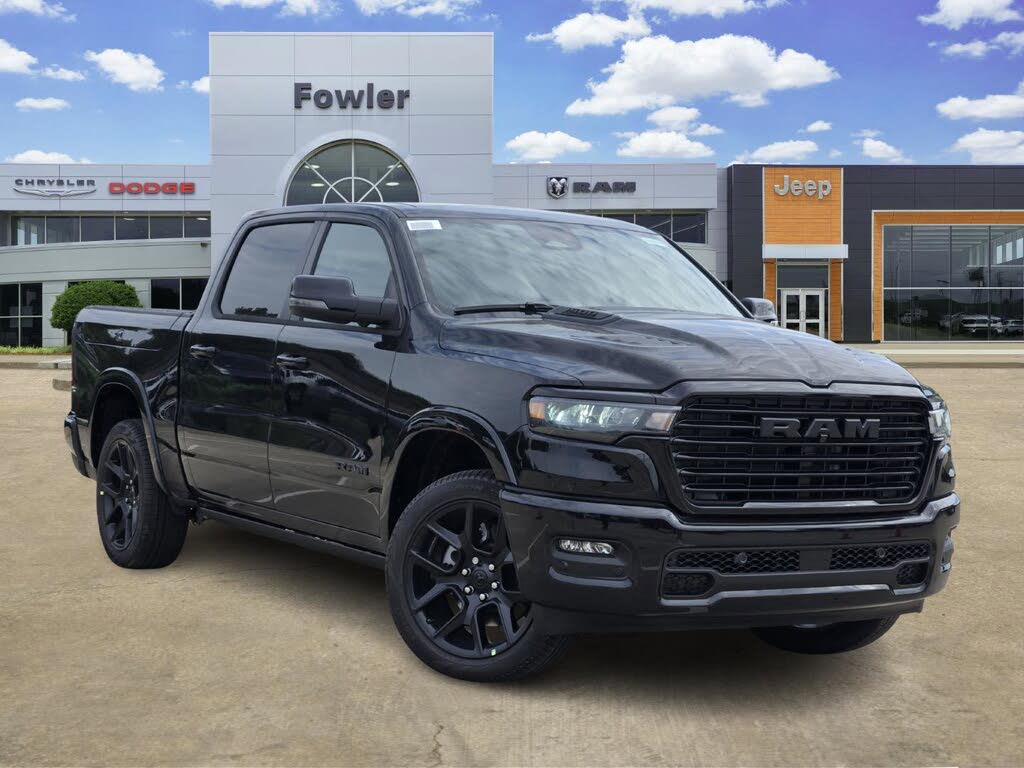 2026 RAM 1500 Laramie Crew Cab 4WD