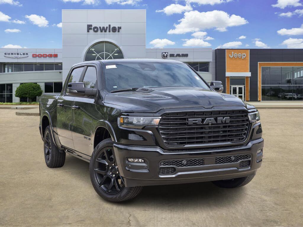 2026 RAM 1500 Laramie Crew Cab 4WD