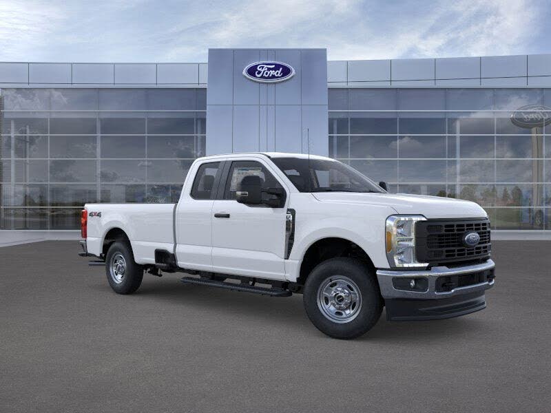 2025 Ford F-250 Super Duty XLT SuperCab 4WD