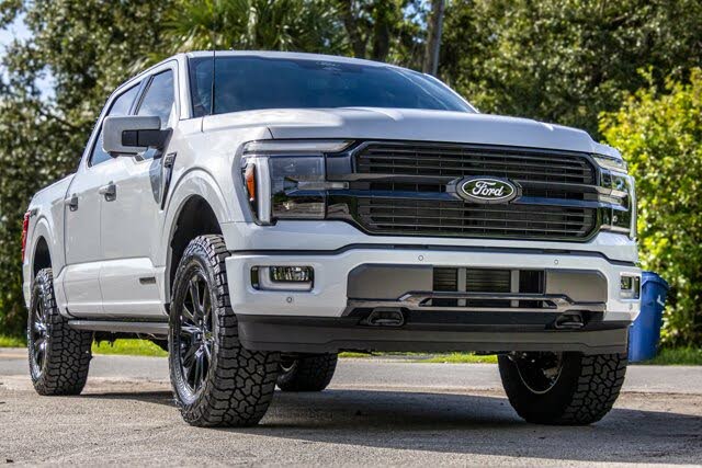 2025 Ford F-150 Platinum SuperCrew 4WD