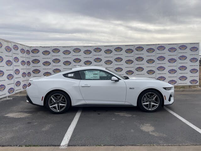 2025 Ford Mustang GT Premium Fastback RWD