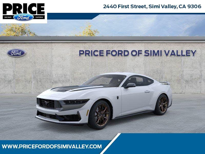 2025 Ford Mustang Dark Horse Fastback RWD