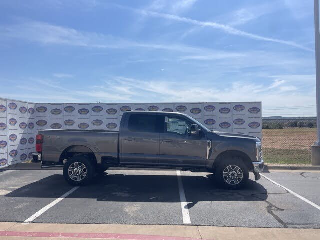 2026 Ford F-250 Super Duty Lariat Crew Cab 4WD