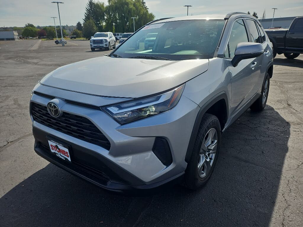 2024 Toyota RAV4 XLE AWD