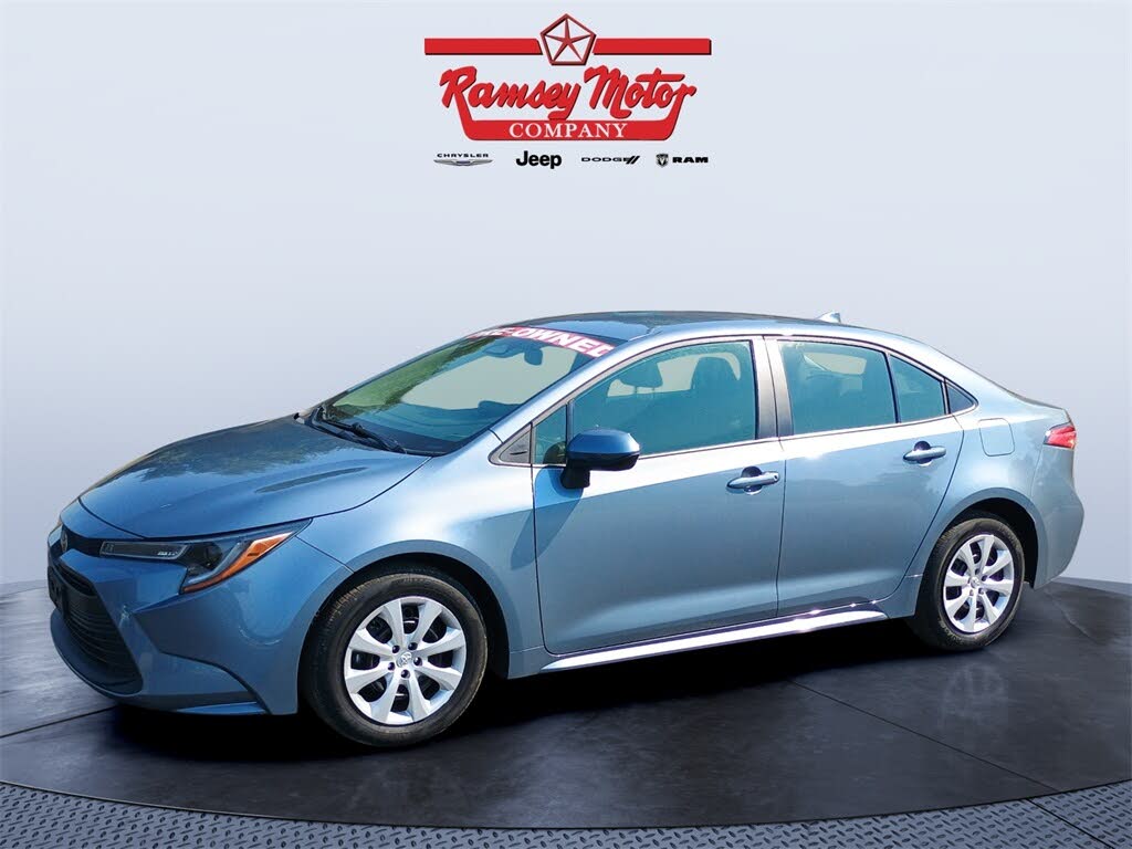 2024 Toyota Corolla LE FWD