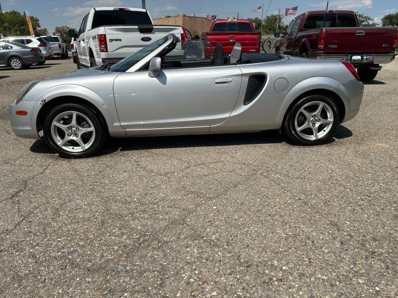 2002 Toyota MR2 Spyder 2 Dr STD Convertible