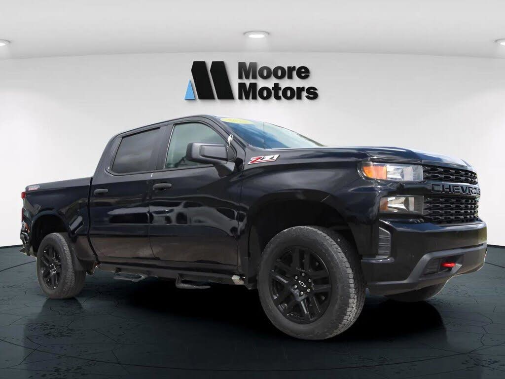 2022 Chevrolet Silverado 1500 Custom Trail Boss Crew Cab 4WD