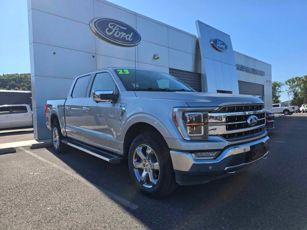 2023 Ford F-150 Lariat SuperCrew 4WD