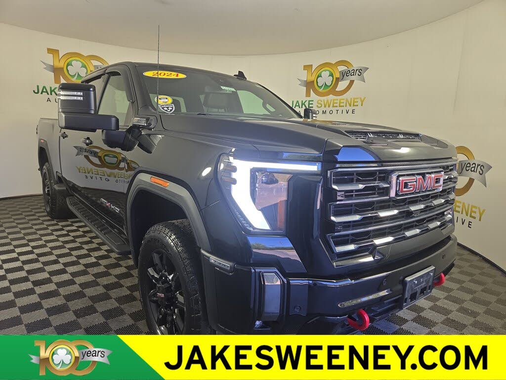 2024 GMC Sierra 2500HD AT4 Crew Cab 4WD