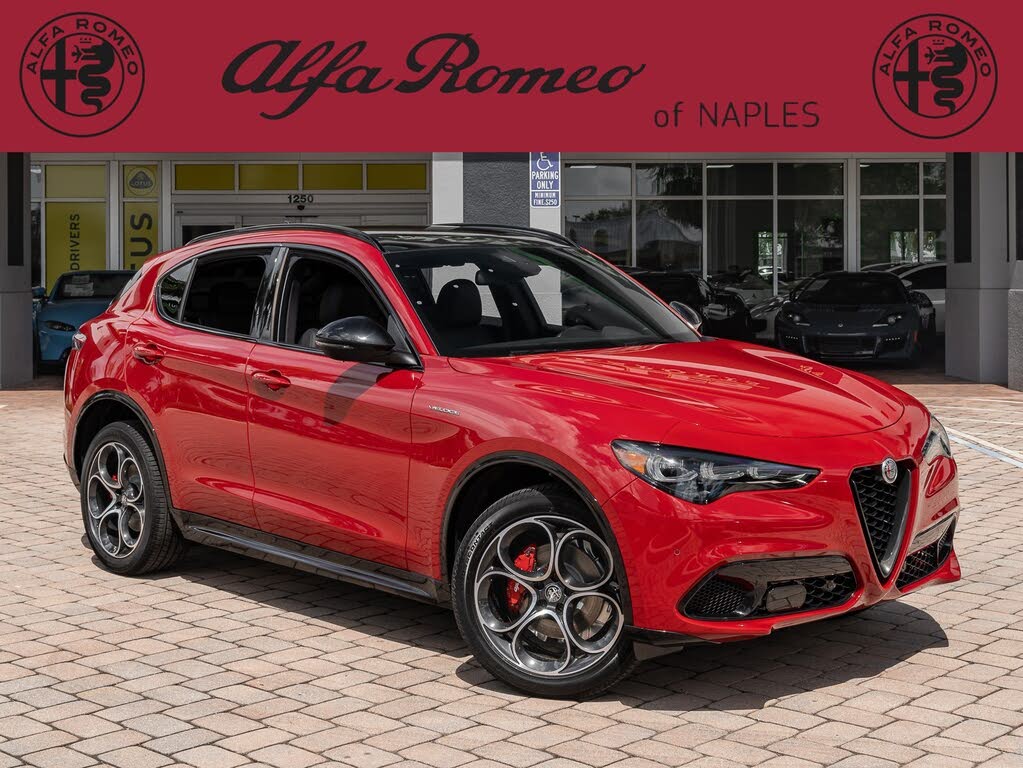 2024 Alfa Romeo Stelvio Veloce AWD