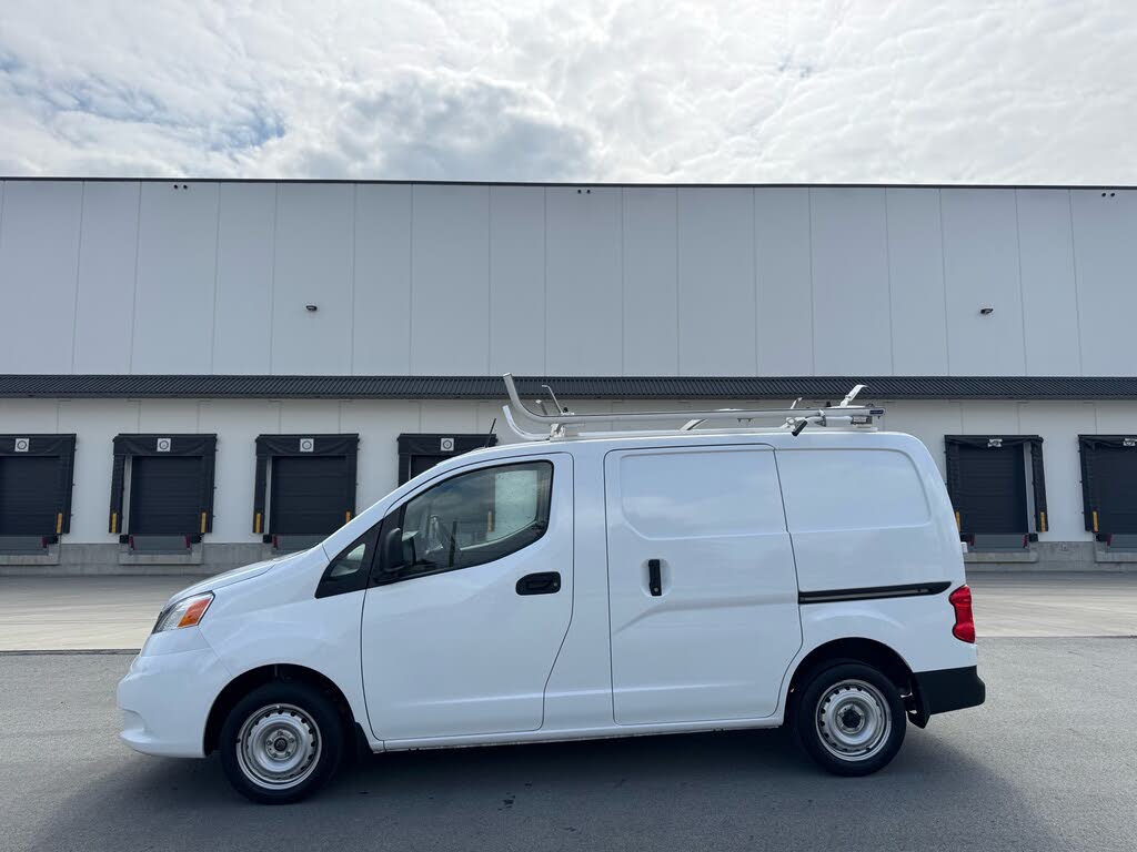 2021 Nissan NV200 S FWD