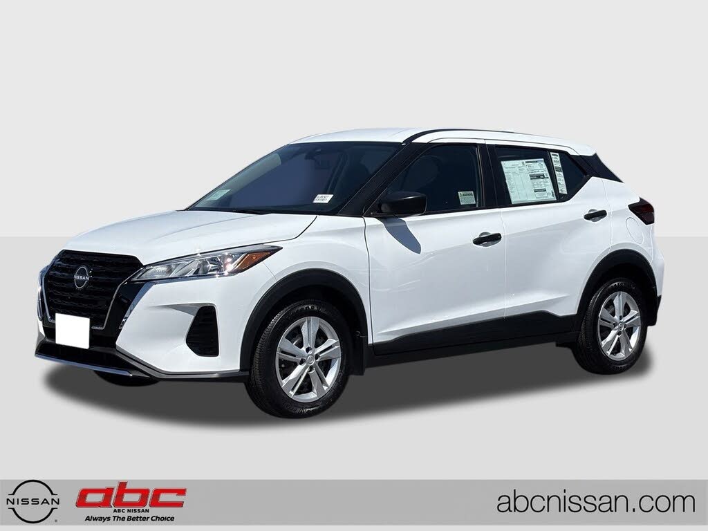 2025 Nissan Kicks Play S FWD